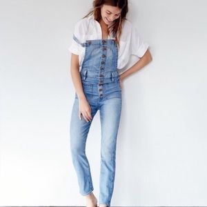 Madewell Bayfront overalls with button front